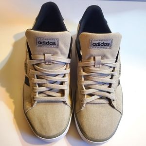 Adidas Men's Daily 3.0 Clear Translucent Sole size 9